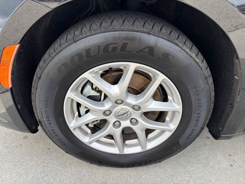 Used 2022 Chrysler Pacifica Touring-L FWD image 11