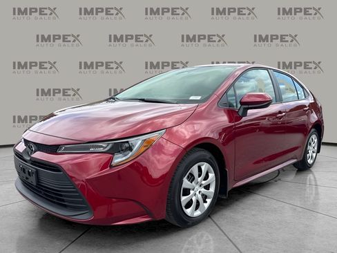 Used 2026 Toyota Corolla LE FWD image 1