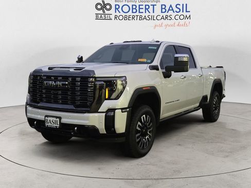 Used 2024 GMC Sierra 3500 Denali Ultimate image 1
