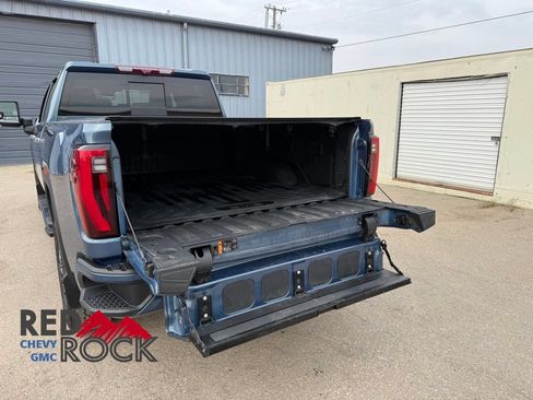 Used 2025 GMC Sierra 2500 Denali w/ Denali Reserve Package AWD/4WD image 24