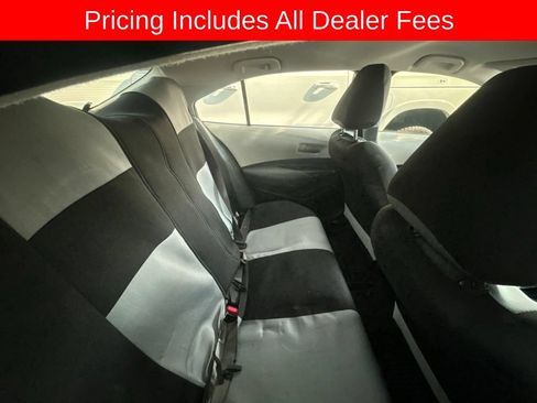 Used 2022 Toyota Corolla LE FWD image 4