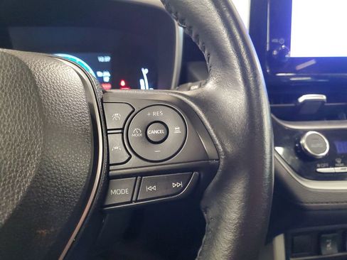 Certified 2023 Toyota Corolla Cross XLE w/ Convenience Package image 24