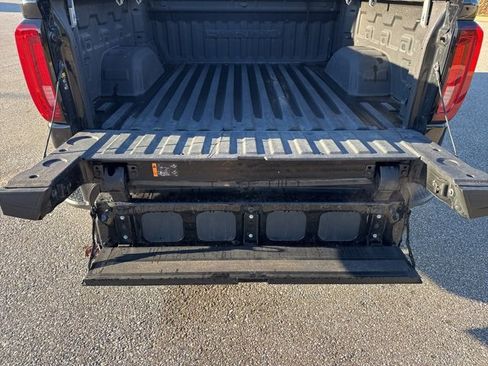 Used 2020 GMC Sierra 1500 Denali w/ Denali Ultimate Package image 12