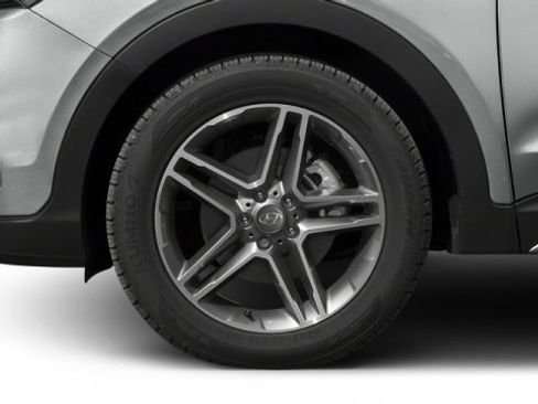 Used 2018 Hyundai Santa Fe Limited image 14