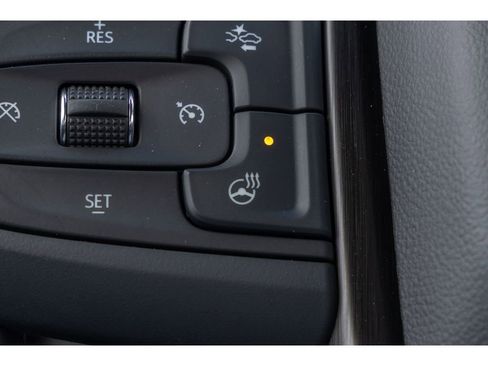 Used 2022 GMC Sierra 1500 AT4 w/ AT4 Premium Package image 26