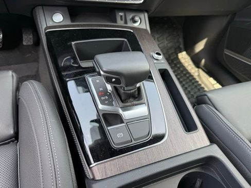 Used 2025 Audi Q5 2.0T Premium Plus w/ Premium Plus Package image 32