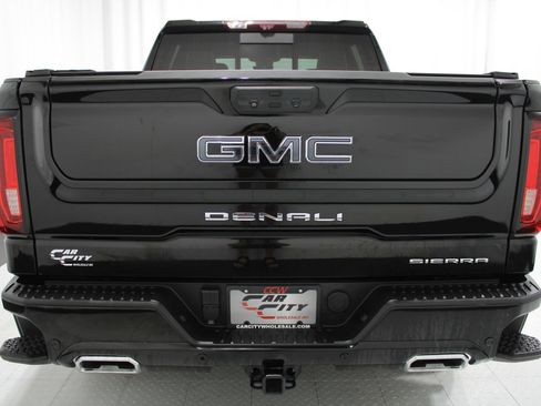 Used 2023 GMC Sierra 1500 Denali Ultimate AWD/4WD image 7