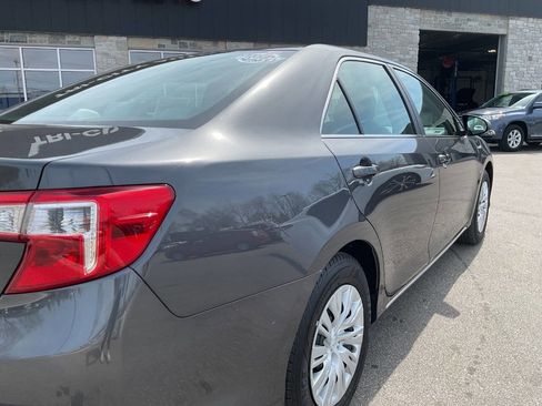 Used 2012 Toyota Camry LE image 8