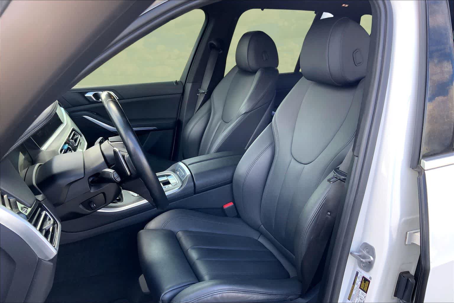 Used 2022 BMW X5 sDrive40i w/ Premium Package RWD image 11