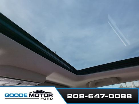 Used 2023 Toyota 4Runner Limited image 24