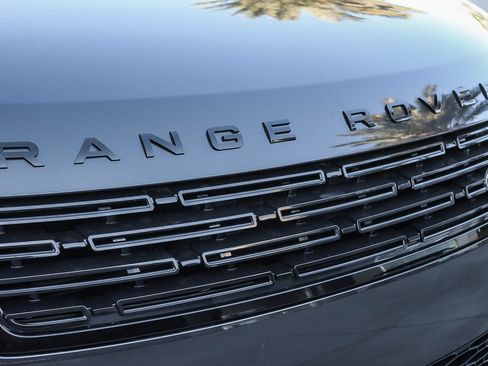New 2026 Land Rover Range Rover Sport SE AWD/4WD image 16