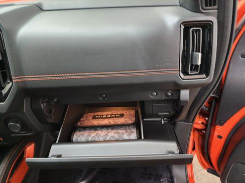 Used 2025 Nissan Frontier PRO-4X w/ Pro Convenience Package image 33