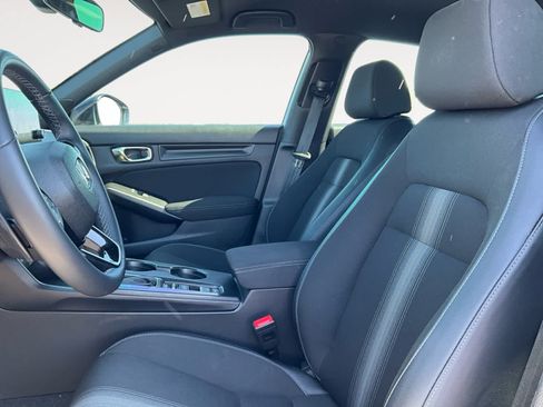 Used 2025 Honda Civic Sport image 9