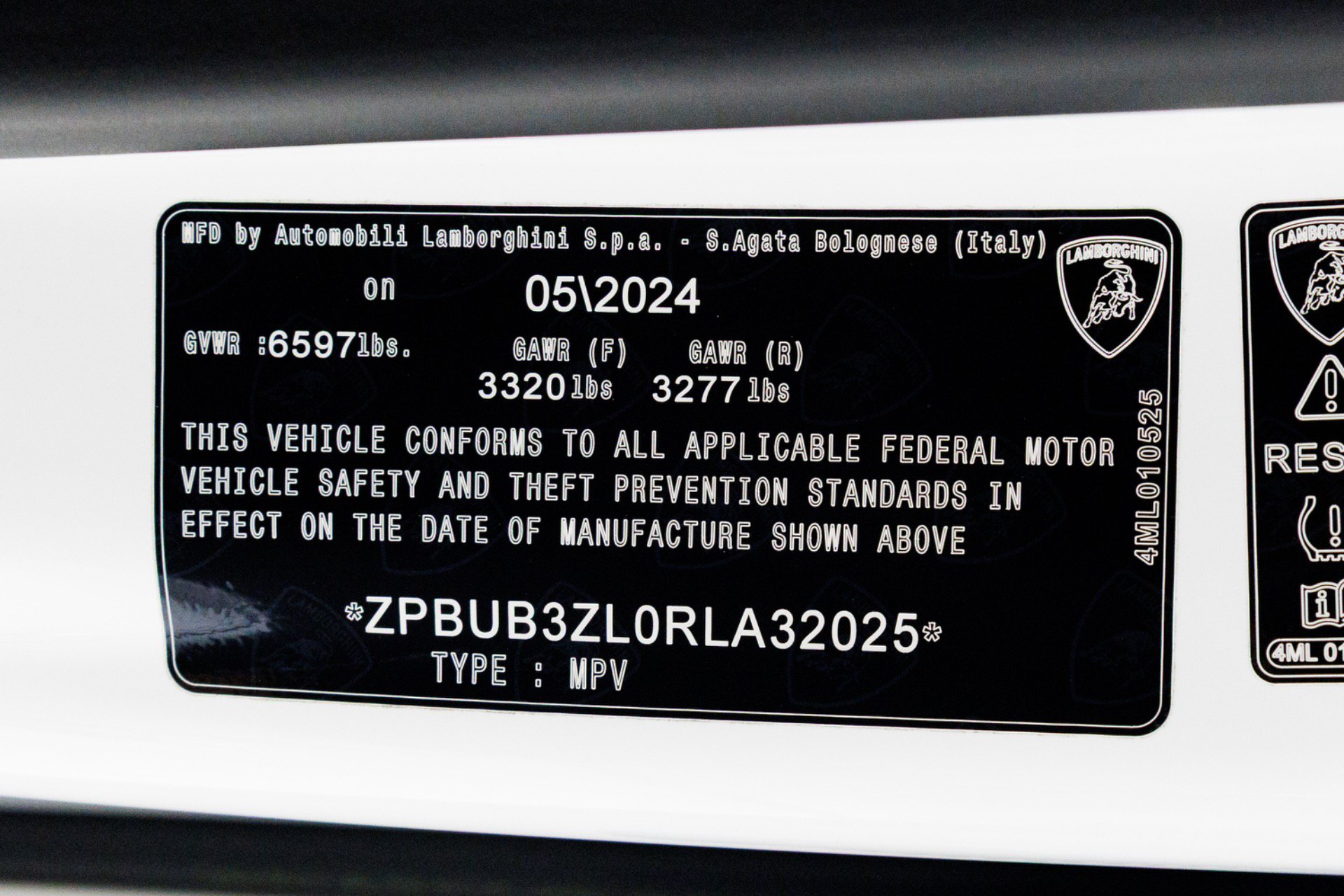 Used 2024 Lamborghini Urus S AWD/4WD image 87