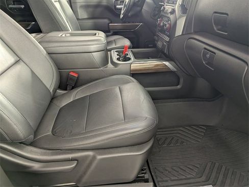 Used 2021 Chevrolet Silverado 1500 LT Trail Boss w/ LT Trail Boss Premium Package image 33