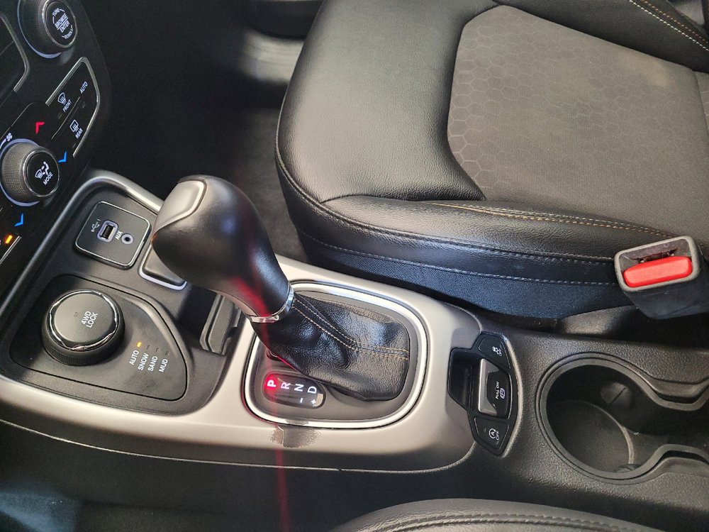 Used 2019 Jeep Compass Latitude AWD/4WD image 26