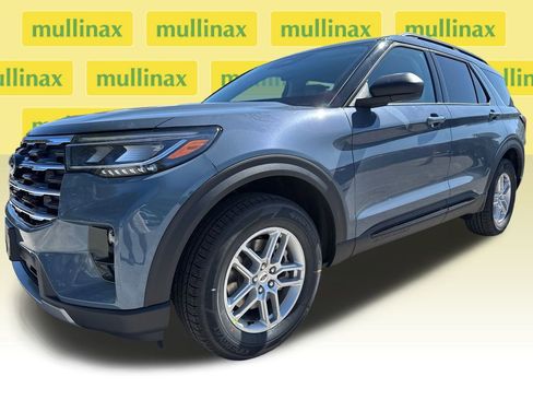 New 2026 Ford Explorer Active w/ Active Comfort Package image 17