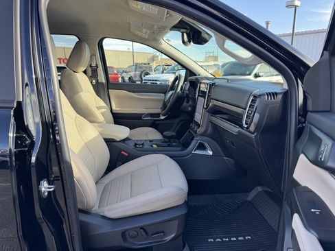 Used 2024 Ford Ranger Lariat w/ FX4 Off-Road Package image 35