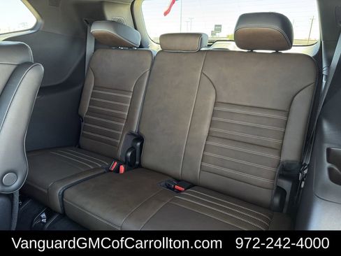 New 2026 GMC Acadia Denali Ultimate w/ LPO, Floor Liner Package image 23