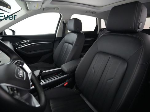 Used 2024 Audi Q8 e-tron Premium Plus w/ Premium Plus Package AWD/4WD image 4
