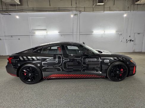 Used 2023 Audi RS e-tron GT image 10