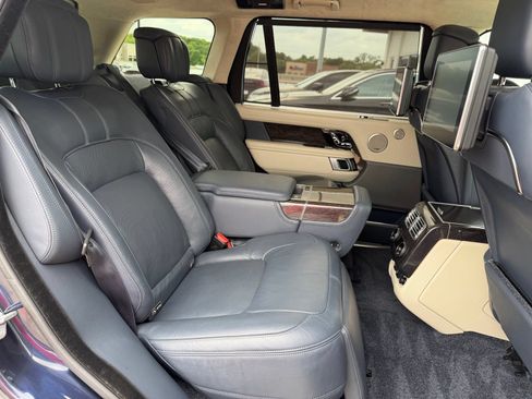 Used 2019 Land Rover Range Rover Long Wheelbase Autobiography AWD/4WD image 25