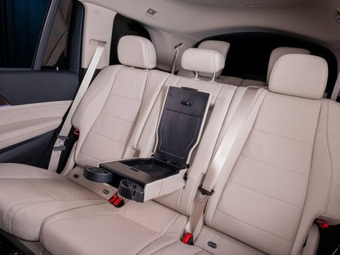 Certified 2026 Mercedes-Benz GLS 450 4MATIC image 18