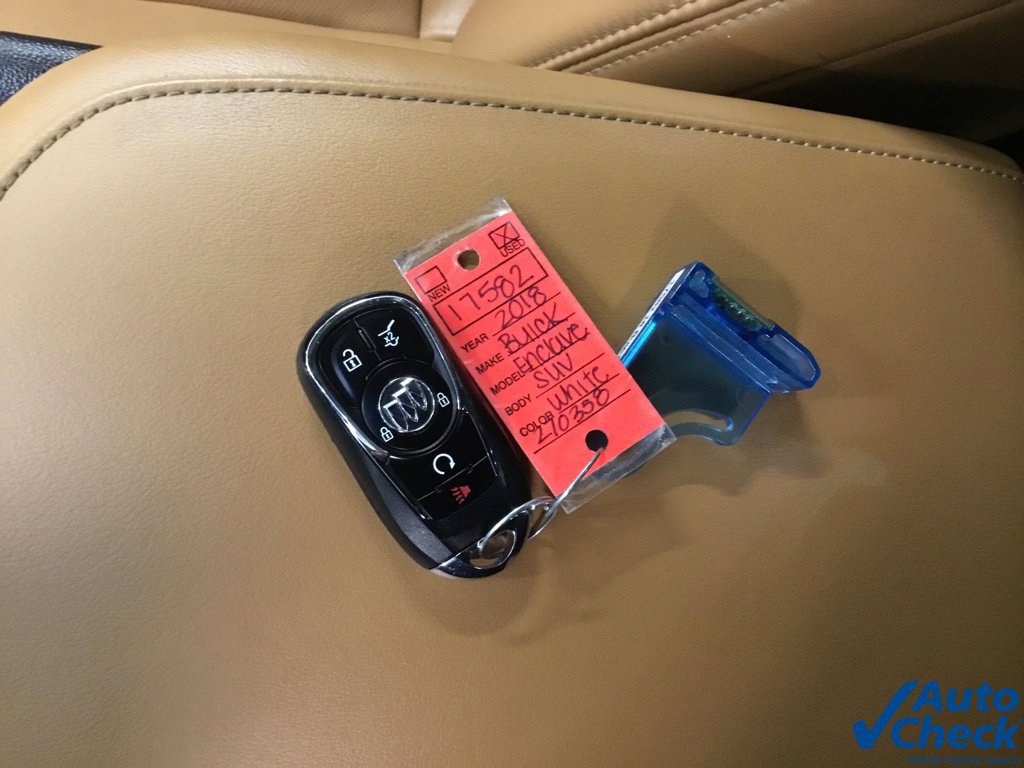 Used 2018 Buick Enclave Essence AWD/4WD image 56