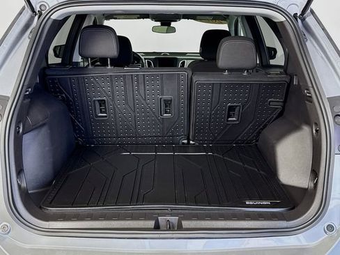 Used 2024 Chevrolet Equinox LS w/ LS Convenience Package FWD image 25