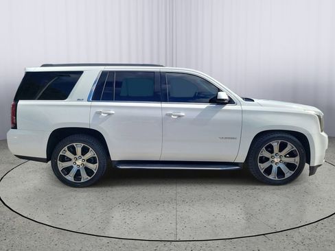 Used 2017 GMC Yukon SLT w/ Open Road Package RWD image 3