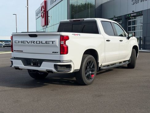 Used 2023 Chevrolet Silverado 1500 RST w/ Redline Edition AWD/4WD image 5