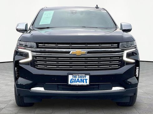 Used 2022 Chevrolet Suburban Premier AWD/4WD image 2