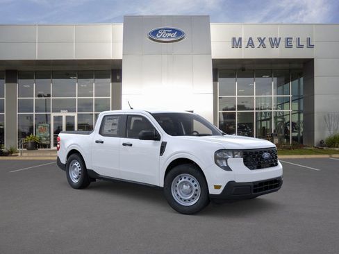 New 2025 Ford Maverick XL image 29