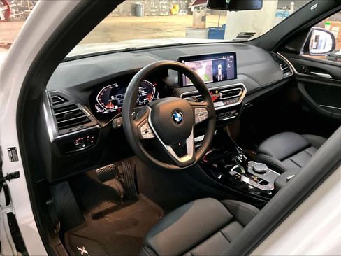 Used 2023 BMW X3 xDrive30i w/ Premium Package image 15