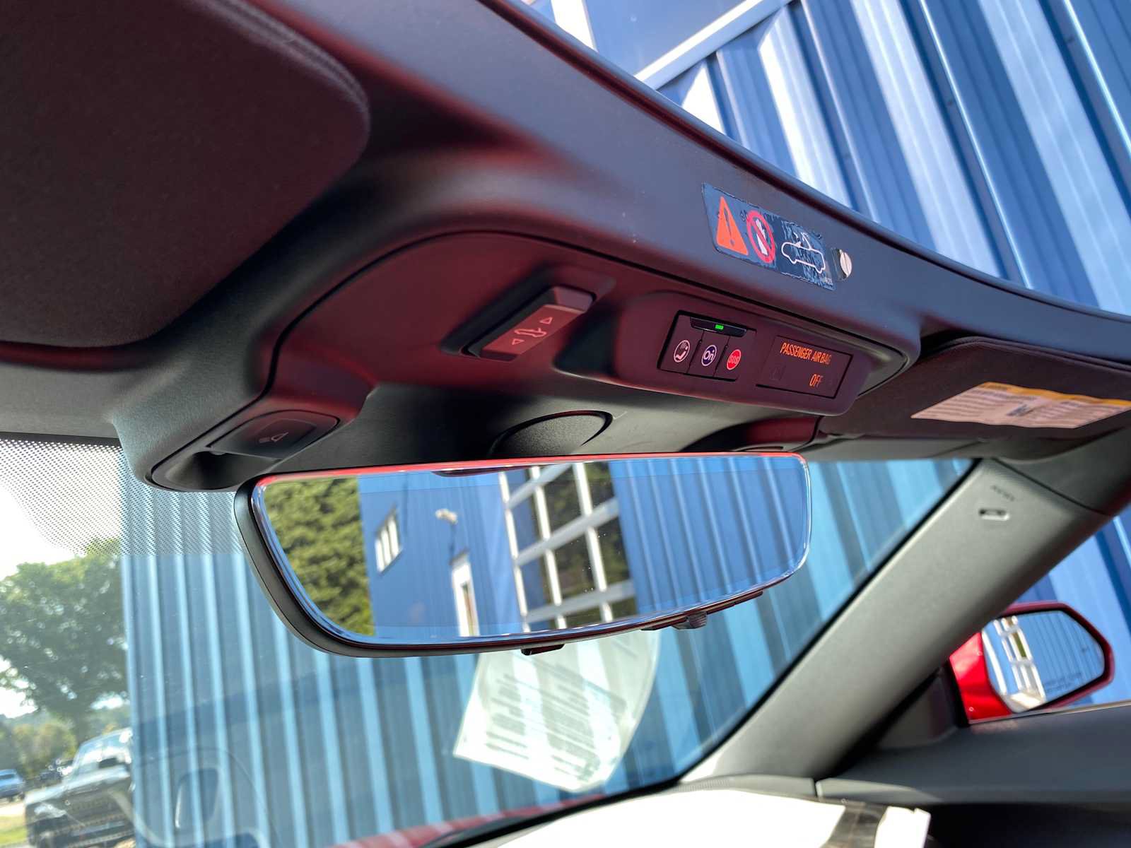 Used 2022 Chevrolet Camaro SS RWD image 25