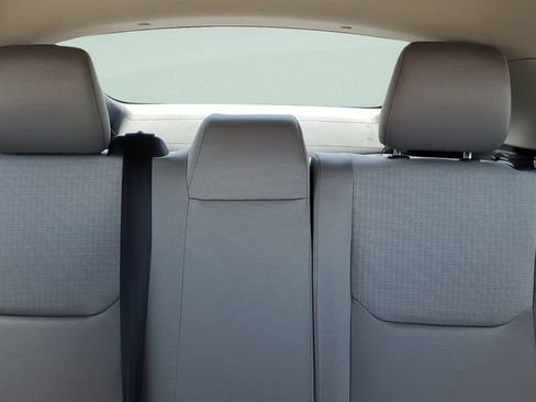 Used 2025 Toyota Prius LE FWD image 11