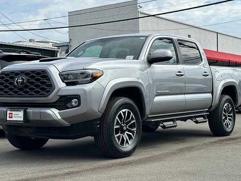 Certified 2021 Toyota Tacoma TRD Sport w/ Technology Package RWD image 8