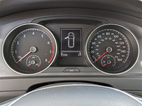 Used 2017 Volkswagen Golf Alltrack SE image 16