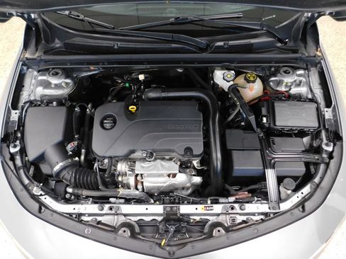 Used 2023 Chevrolet Malibu LT FWD image 12