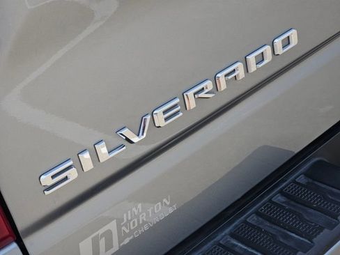 Used 2025 Chevrolet Silverado 1500 Custom AWD/4WD image 16