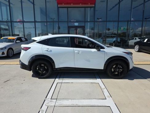 Used 2024 Nissan Ariya FWD image 3