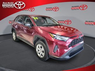 Used 2024 Toyota RAV4 LE video 1
