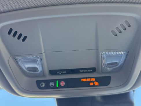 Used 2024 Chevrolet Malibu LT image 15