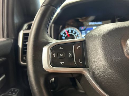 Used 2024 RAM 2500 Big Horn w/ Night Edition AWD/4WD image 19