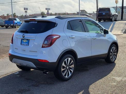 Used 2018 Buick Encore Premium image 5