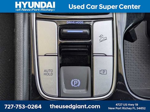 Certified 2026 Hyundai Santa Cruz SE FWD image 24