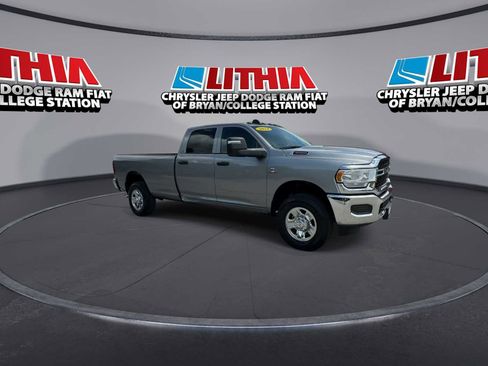 Used 2024 RAM 3500 Tradesman w/ Chrome Appearance Group AWD/4WD image 2