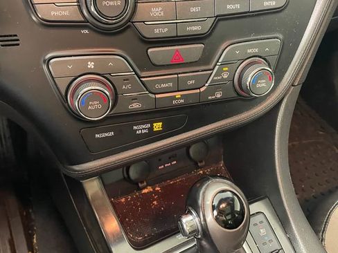 Used 2012 Kia Optima EX w/ Hybrid Premium Technology Pkg image 8