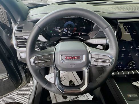 New 2026 GMC Acadia Elevation w/ Elevation Premium Package AWD/4WD image 10