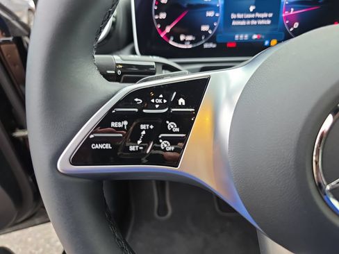 Certified 2025 Mercedes-Benz C 300 4MATIC Sedan image 25